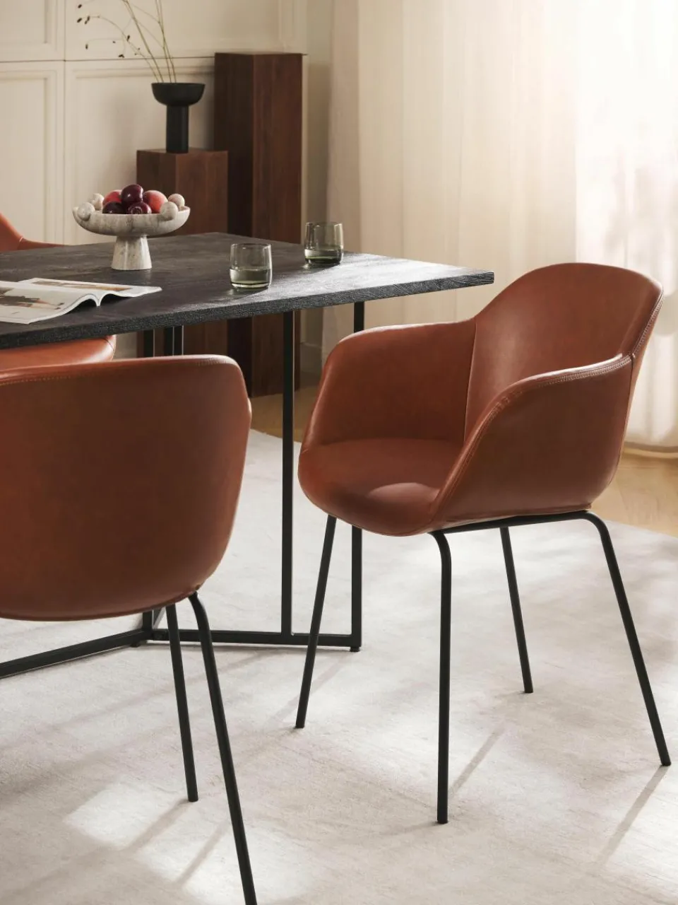 Kunstleren fauteuil Fiji met smalle zitvlak^Westwing Collection Outlet