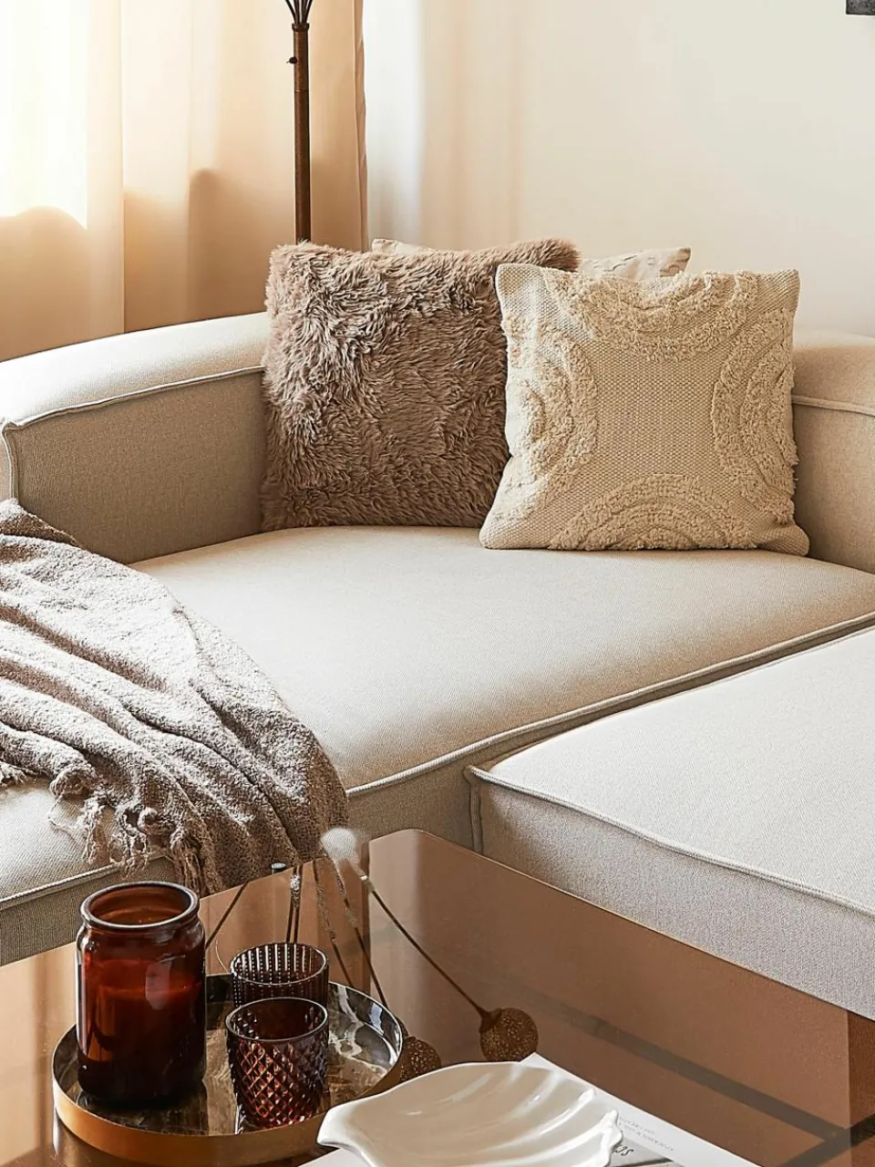 Kussenhoes Yara met getufte decoratie^Westwing Collection New
