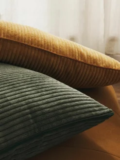 Lang corduroy kussen Kylen^Westwing Collection Online