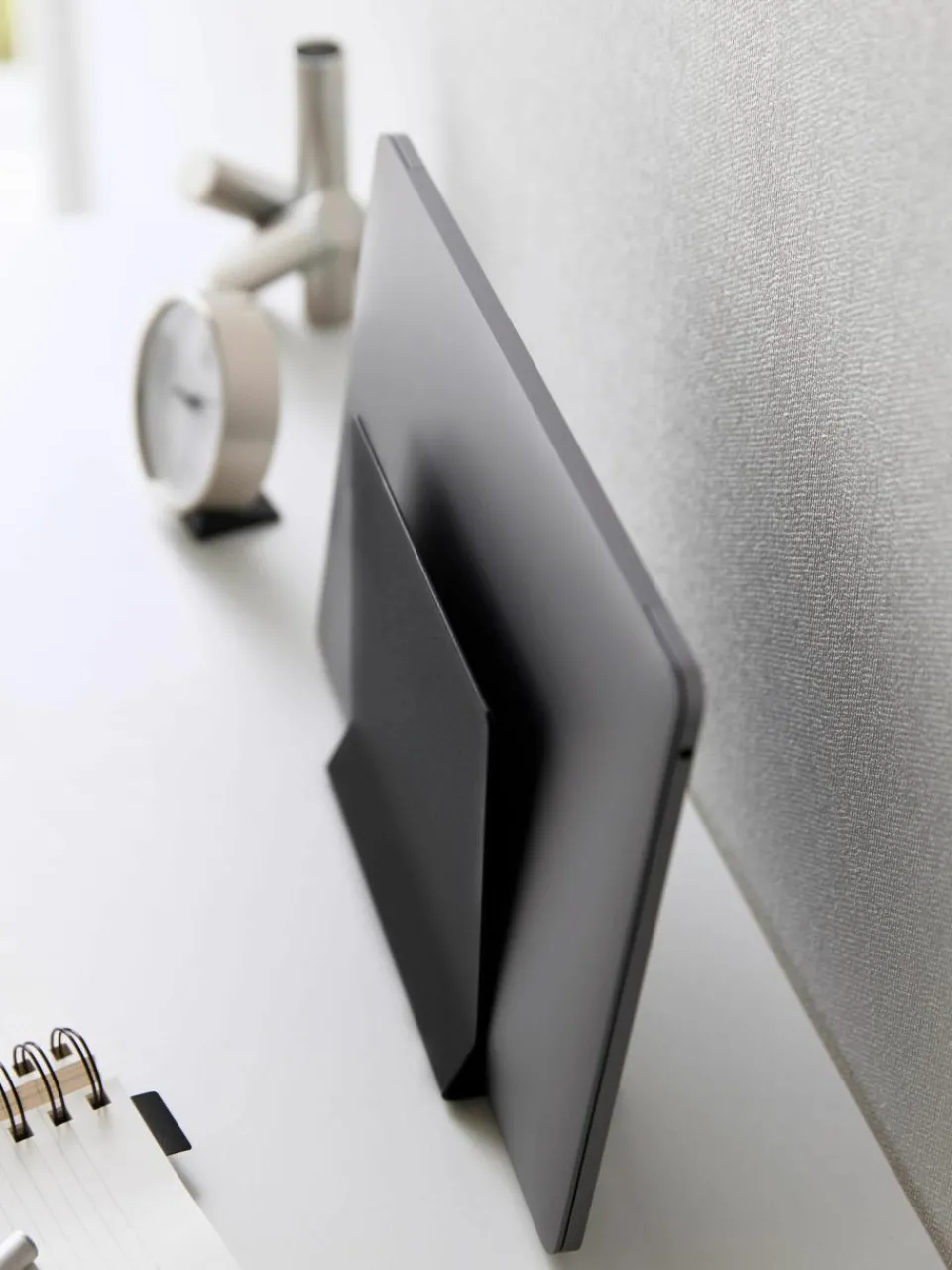 Laptopstandaard Tower van metaal^Yamazaki Outlet