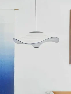 LED hanglamp Flying uit natuurlijke vezels^Made By Hand Online