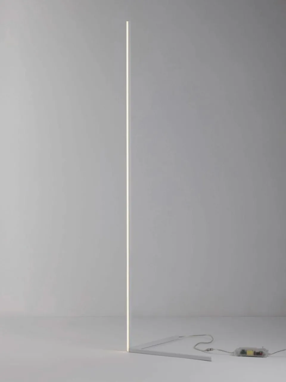 LED vloerlamp V-Line^Nova Luce Fashion