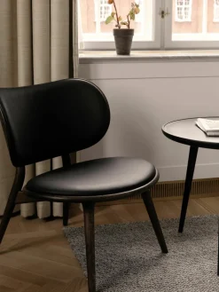 Leren loungefauteuil Rock met houten poten, handgemaakt^Mater Outlet