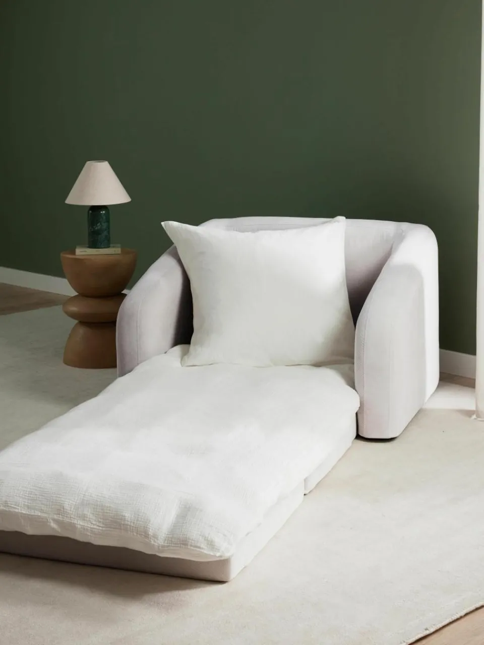 Lichtrgijze slaapfauteuil Eliot^Westwing Collection Fashion