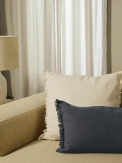 Linnen kussenhoes Luana met franjes^Westwing Collection Hot