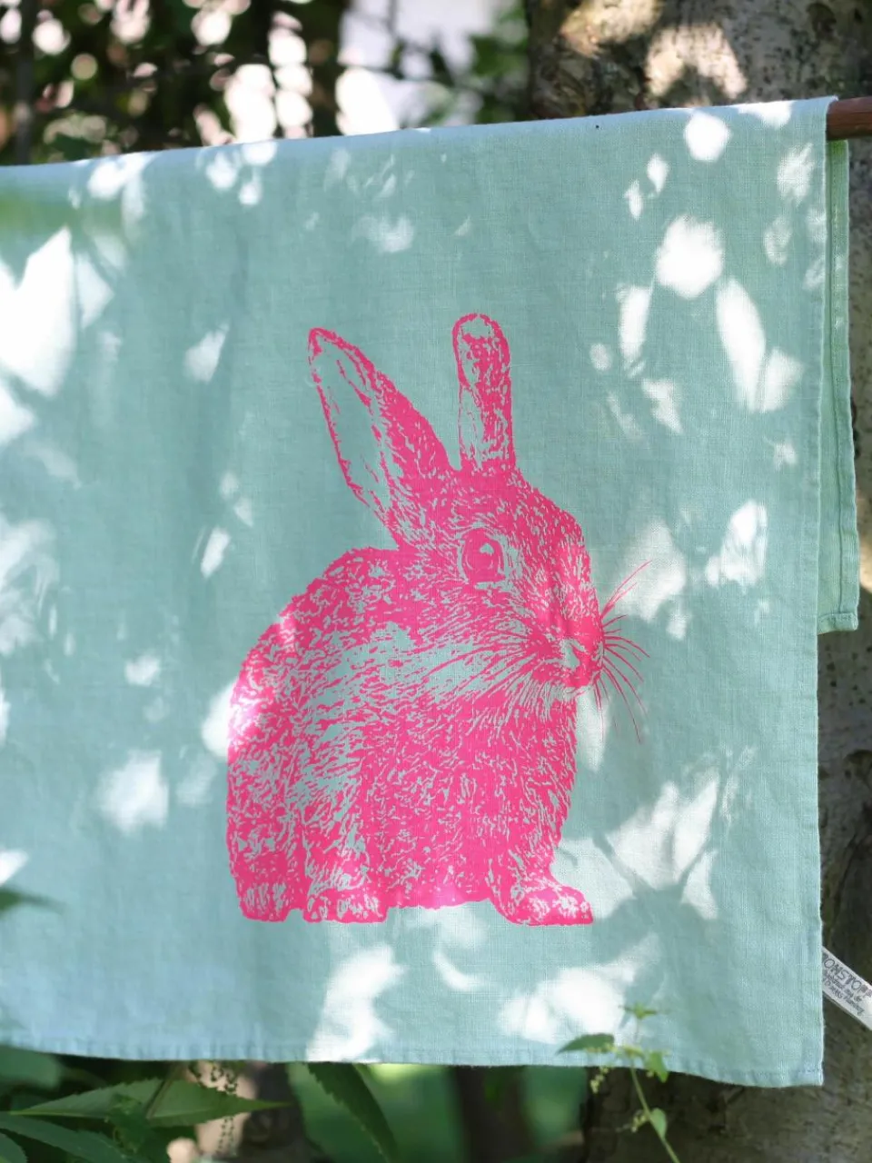 Linnen theedoek Wild Rabbit, handgedrukt^Frohstoff Online