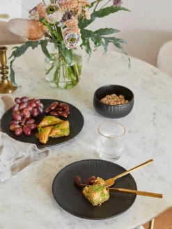 Mat dinerbord Neri met groefstructuur^Bloomingville Sale