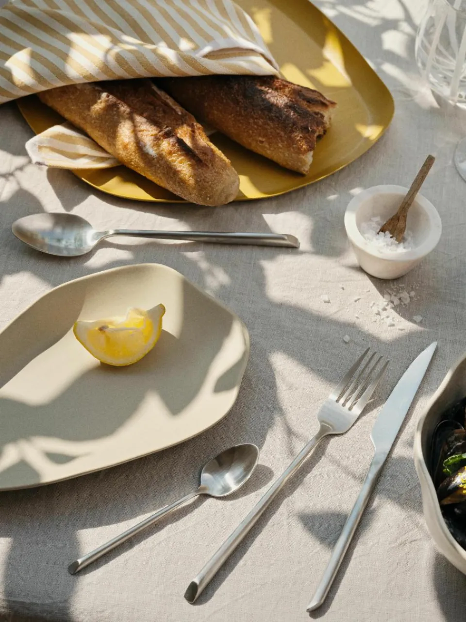 Mat geborstelde tafelvork Sletten, handgemaakt^Broste Copenhagen Fashion
