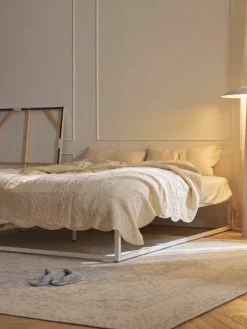 Metalen bed Neptun^Westwing Collection Clearance