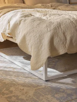 Metalen bed Neptun^Westwing Collection Clearance