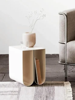 Metalen bijzettafel Curved^Kristina Dam New