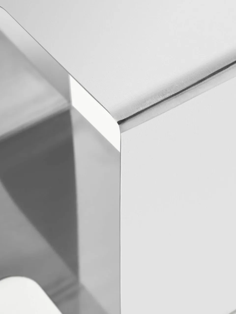 Metalen bijzettafel Eda^Westwing Collection Best