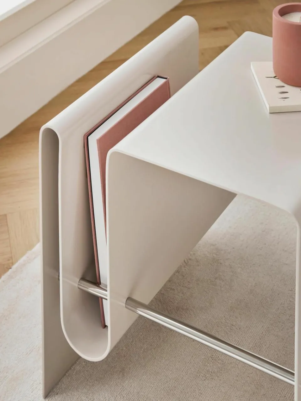 Metalen bijzettafel Julia^Westwing Collection New