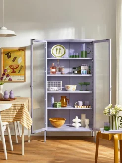 Metalen vitrinekast The Collector met geribbeld glas^Mustard Made Best