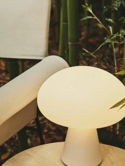 Mobiel LED tafellamp Obello met USB-aansluiting, dimbaar^GUBI Outlet