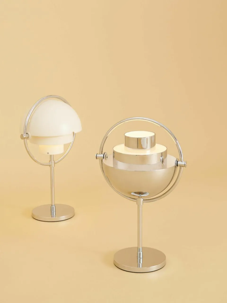 Mobiele dimbare tafellamp Multi-Lite, verstelbaar^GUBI Fashion