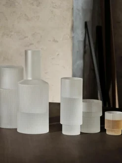 Mondgeblazen kleine waterkaraffen Ripple met waterglas, set van 2^ferm LIVING Outlet
