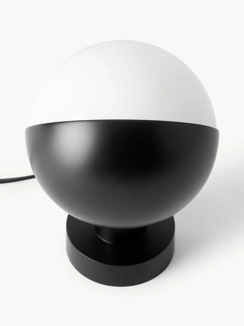 Mondgeblazen wandlamp VL Studio met stekker^Louis Poulsen New