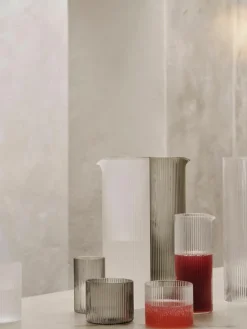 Mondgeblazen waterkaraf Ripple met groefreliëf, 400 ml^ferm LIVING Fashion