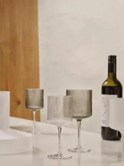 Mondgeblazen witte wijnglazen Ripple met groefreliëf, 2 stuks^ferm LIVING Best