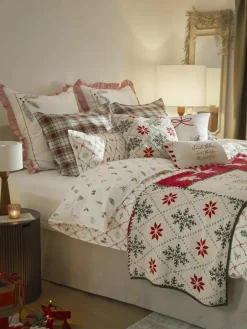 Omkeerbaar katoenen perkal dekbedovertrek Twigs met winterse prints^Westwing Collection Outlet