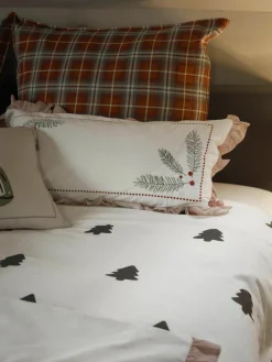 Omkeerbare flanellen dekbedovertrek Noan met kerstboommotief^Westwing Collection Sale