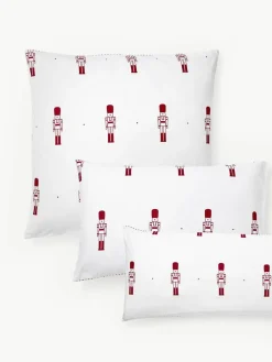 Omkeerbare flanellen kussenhoes Noan met notenkrakermotief^Westwing Collection Sale