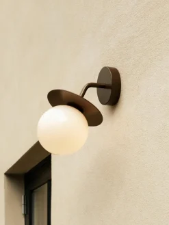 Outdoor wandlamp Liila^Nuura Best