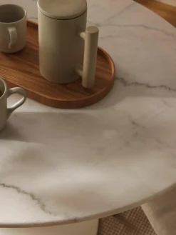 Ovale marmeren eettafel Miley, in verschillende formaten^Westwing Collection Discount