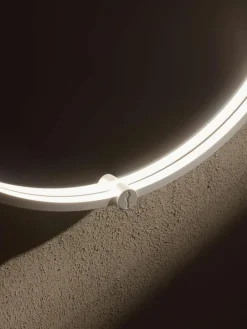 Ovale wandspiegel Avior met LED-verlichting^Vanita&Casa New
