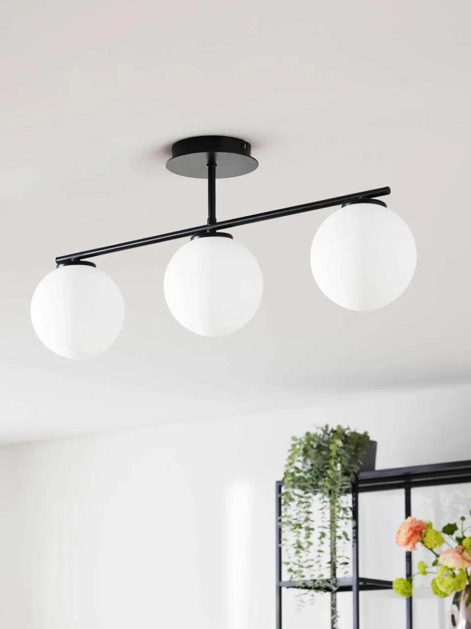 Plafondlamp Atlanta van opaalglas^Westwing Collection New