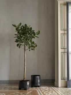Plantenpot Esca van keramiek, H 36 cm^ferm LIVING Clearance