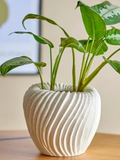 Plantenpot Maham van keramiek^Bloomingville Hot