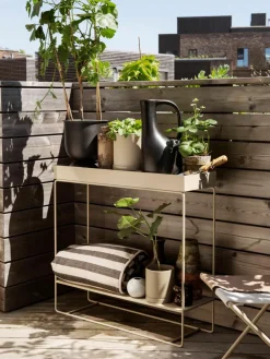 Plantenpot Plant Box met plank^ferm LIVING Hot