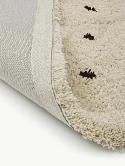Pluizig hoogpolig vloerkleed Ayana, met stippels^Westwing Collection Best
