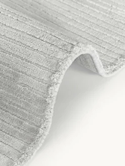 Pluizig hoogpolig vloerkleed Wes met hoog-laag structuur, handgeweven^Westwing Collection Online