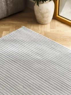 Pluizig hoogpolig vloerkleed Wes met hoog-laag structuur, handgeweven^Westwing Collection Online
