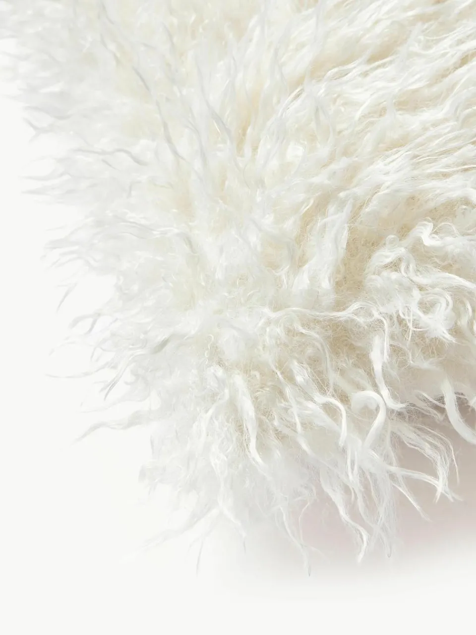Pluizige kussenhoes van imitatievacht Morten, gekruld^Westwing Collection New