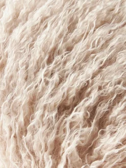 Pluizige kussenhoes van imitatievacht Morten, gekruld^Westwing Collection Clearance