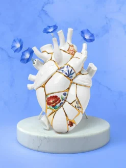 Porseleinen vaas Love in Bloom met goudkleurige decoratie, H 25 cm^SELETTI Outlet
