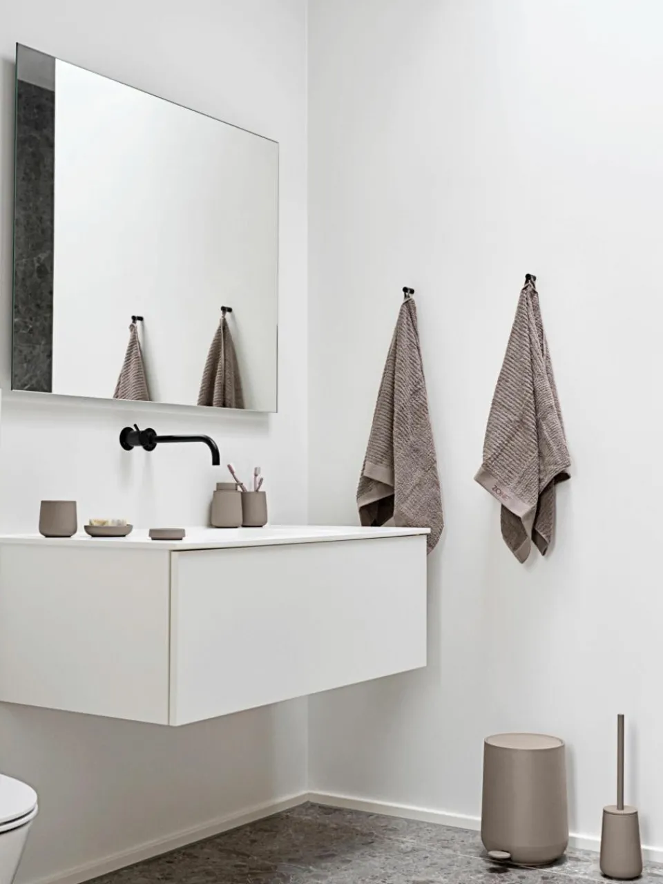 Porseleinen zeepdispenser Nova One^Zone Denmark Discount