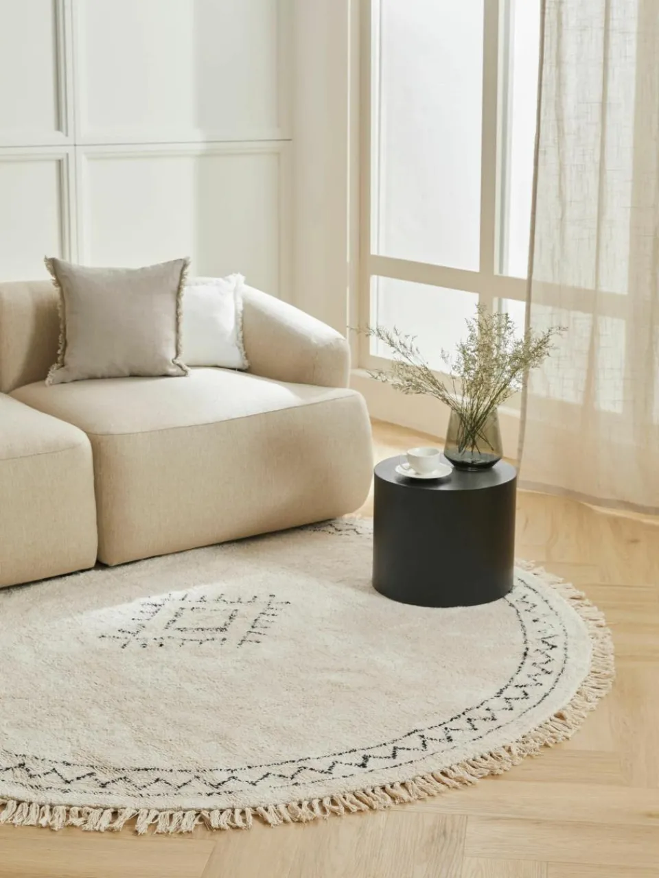 Rond katoenen vloerkleed Fionn met franjes, handgetuft^Westwing Collection Clearance