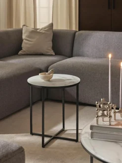 Ronde bijzettafel Antigua met glazen tafelblad in marmerlook^Westwing Collection New