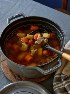 Ronde braadpan La Cocotte uit gietijzer^Staub Discount
