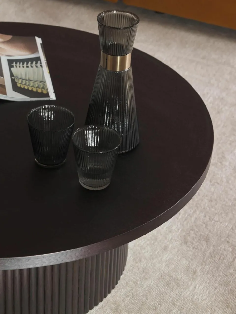 Ronde houten salontafel Nele^Westwing Collection Best