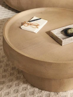 Ronde salontafel Benno van mangohout^Westwing Collection Online