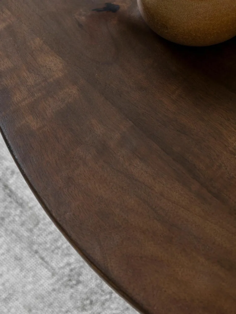 Ronde salontafel Sculpt van mangohout^Westwing New