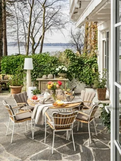 Ronde tuintafel Ellen met teakhouten tafelblad, in verschillende formaten^Cinas New