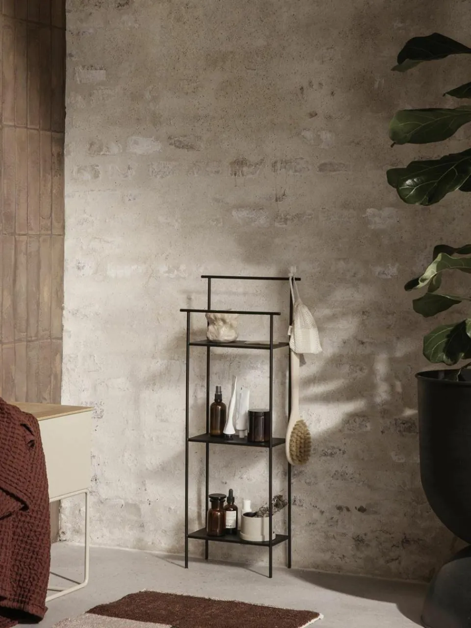 Smalle metalen wandrek Dora^ferm LIVING New