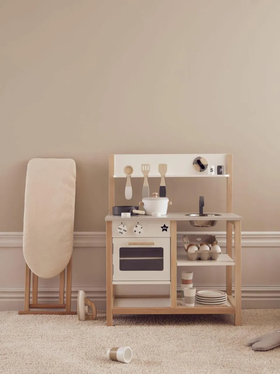 Speelgoedstrijkplank Kids' Hub met strijkijzer, set van 2^Westwing Discount